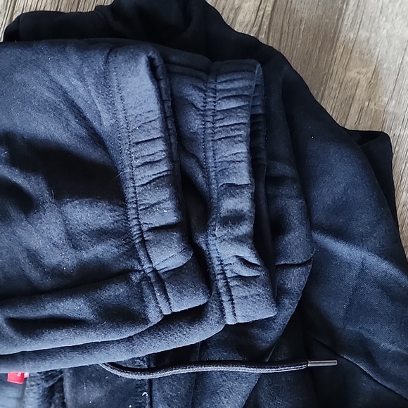 Womens nike sweatpants - Picture 3 of 3